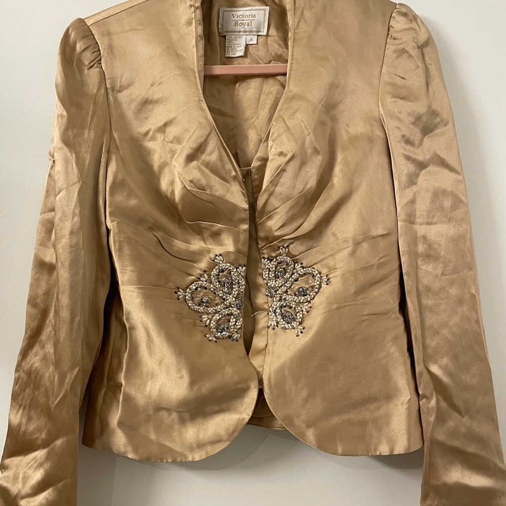 Silk embroidered jacket